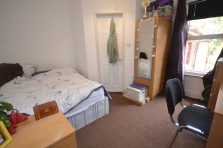London Road, Reading, Image 4