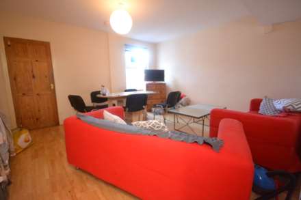 Milman Road, Whitley, Image 2