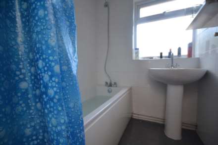 Milman Road, Whitley, Image 8