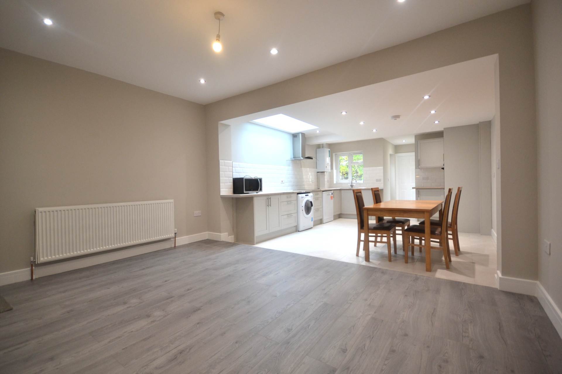 Blenheim Road, Reading, Image 1