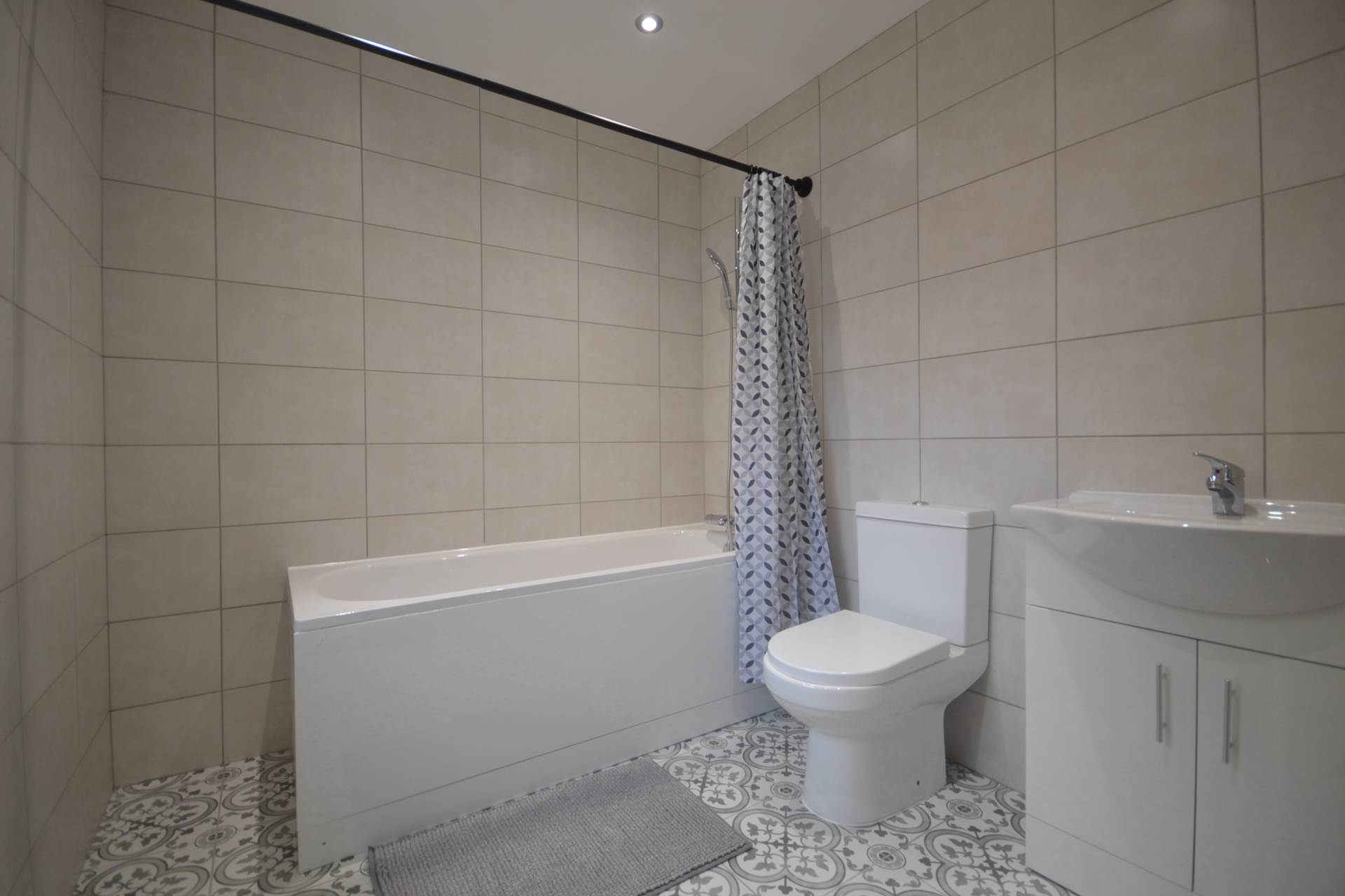 Blenheim Road, Reading, Image 9