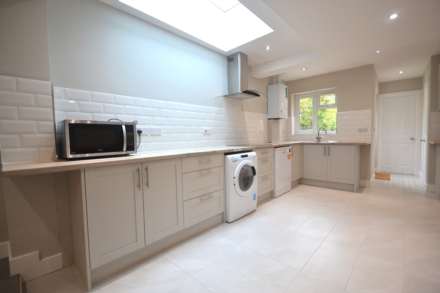 Blenheim Road, Reading, Image 2