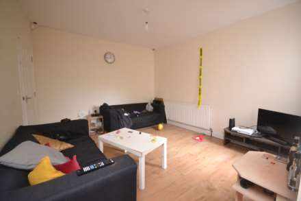 Blenheim Road, Reading, Image 2