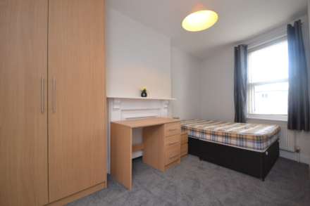 Erleigh Road, Reading, Image 9