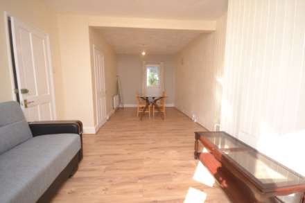 Blenheim Road, Reading, Image 4