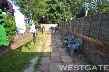 Cardigan Road, University Area, Image 11