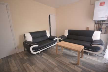 Cardigan Road, University Area, Image 2
