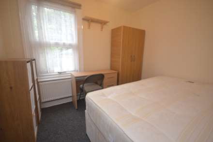 Cardigan Road, University Area, Image 8