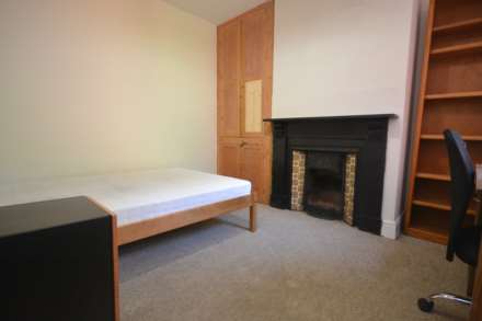 Donnington Road, Reading, Image 4