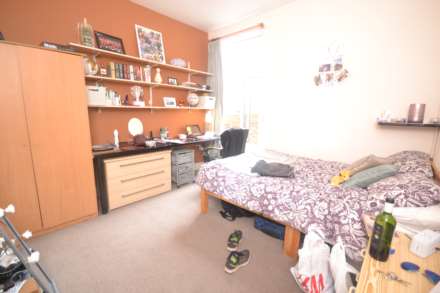 London Road, Reading, Image 5
