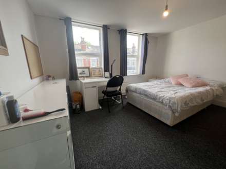 Grange Avenue, Reading, Image 5
