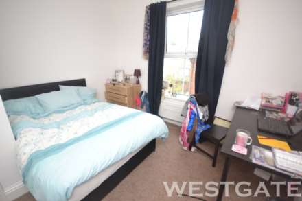 Erleigh Road, Reading, Image 6