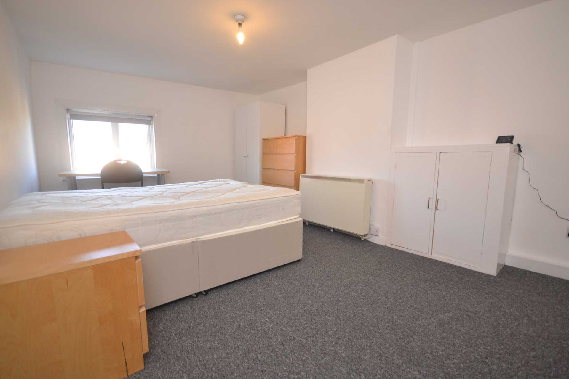 Erleigh Road, Reading, Image 6