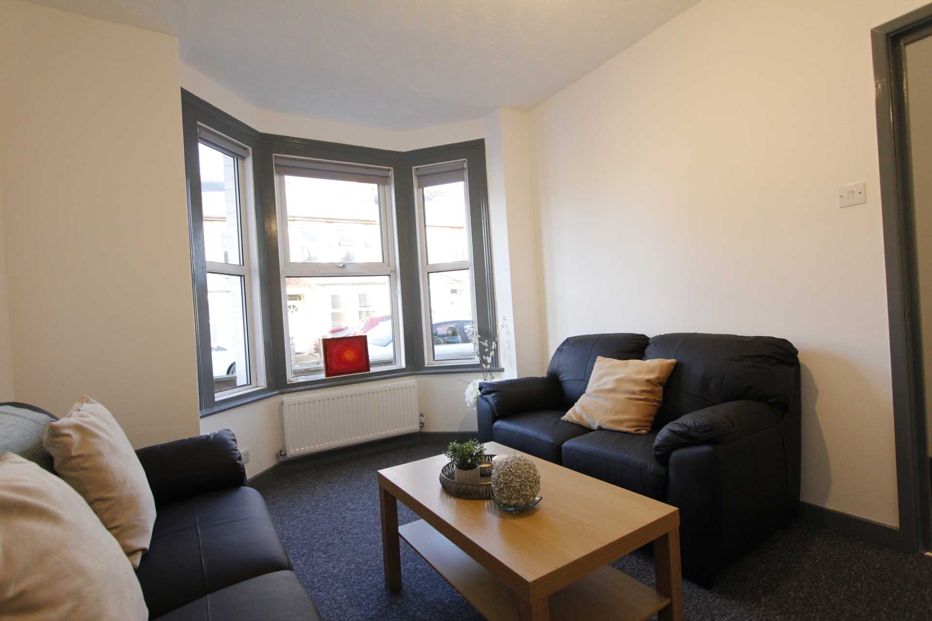 Grange Avenue, Reading, Image 4