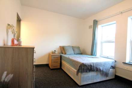 Grange Avenue, Reading, Image 7
