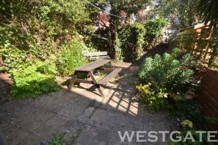 Radstock Road, Reading, Image 10