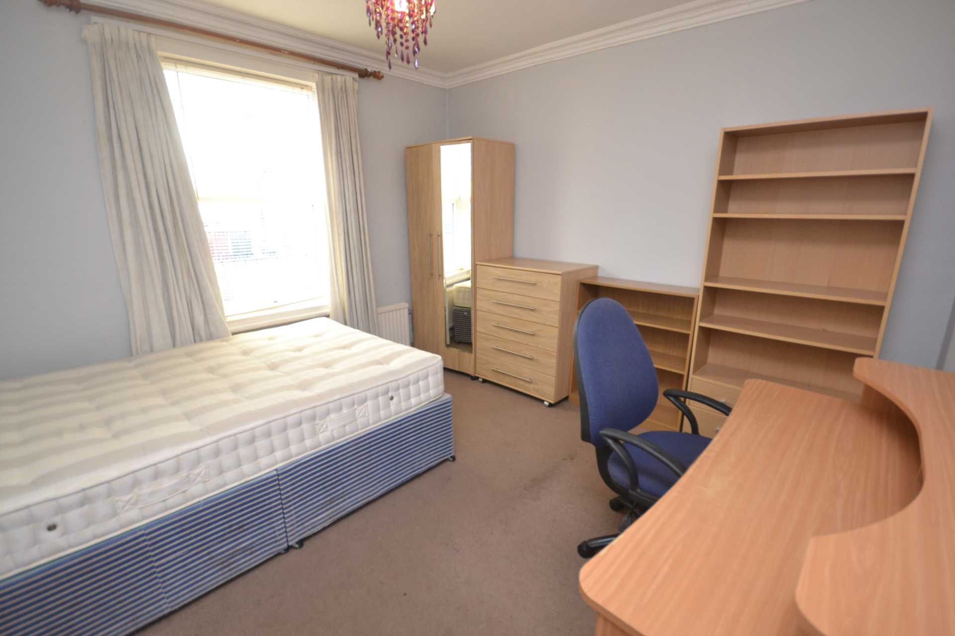 Blenheim Road, Town, Image 2