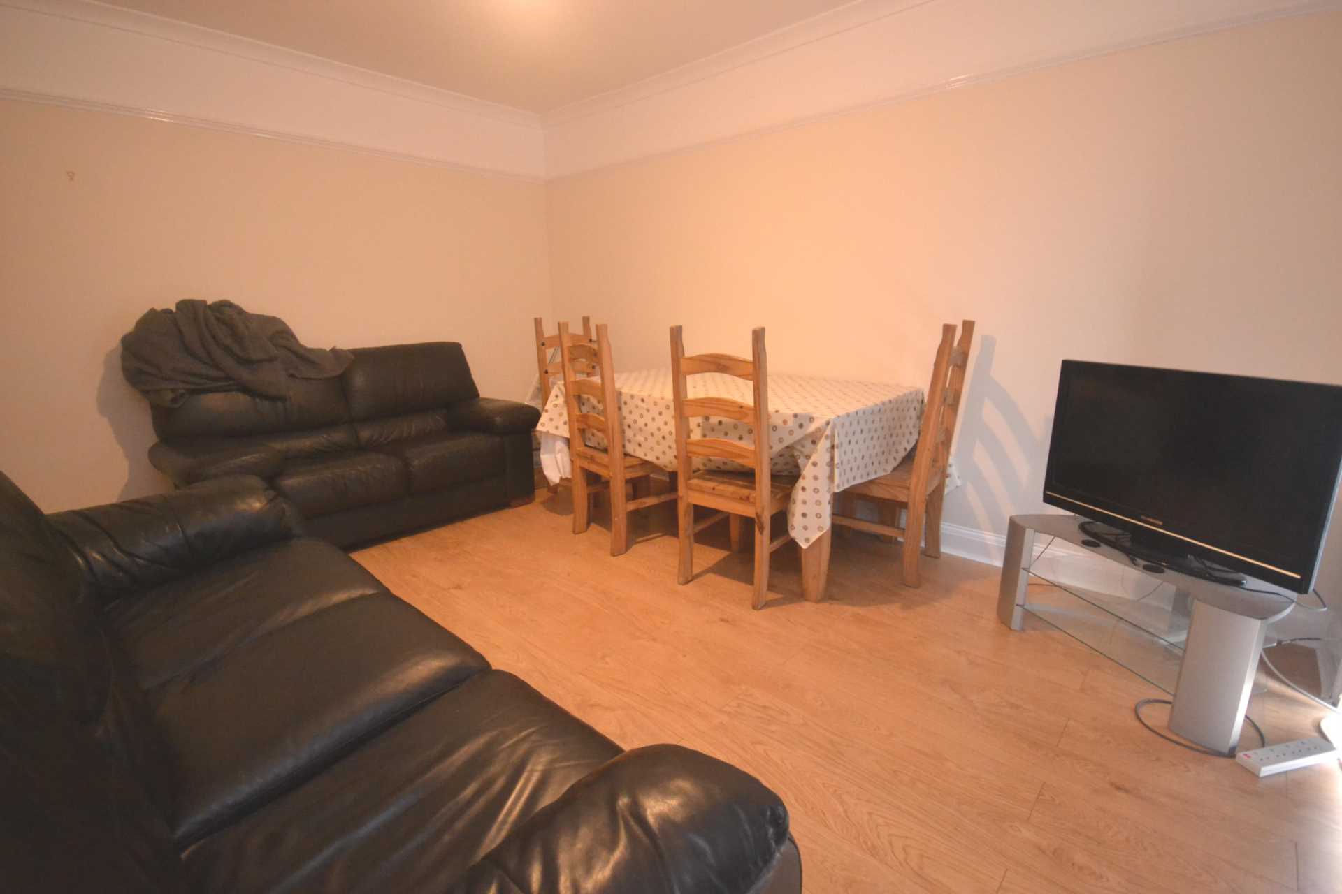 Bourne Avenue, Reading, Image 3
