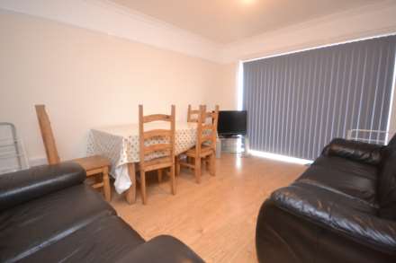 Bourne Avenue, Reading, Image 2