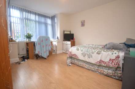 Bourne Avenue, Reading, Image 7