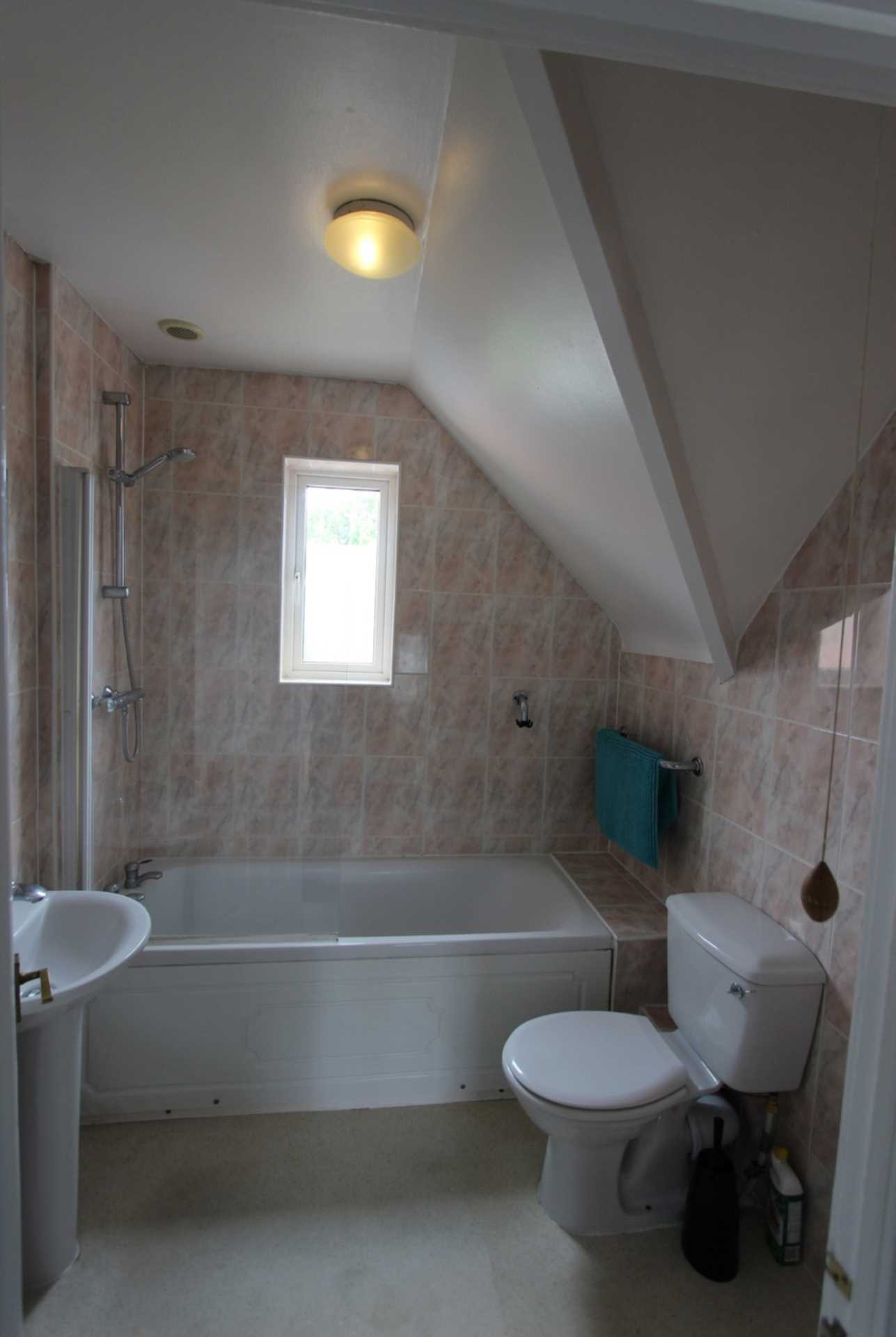 Sycamore Road, Reading, Image 9