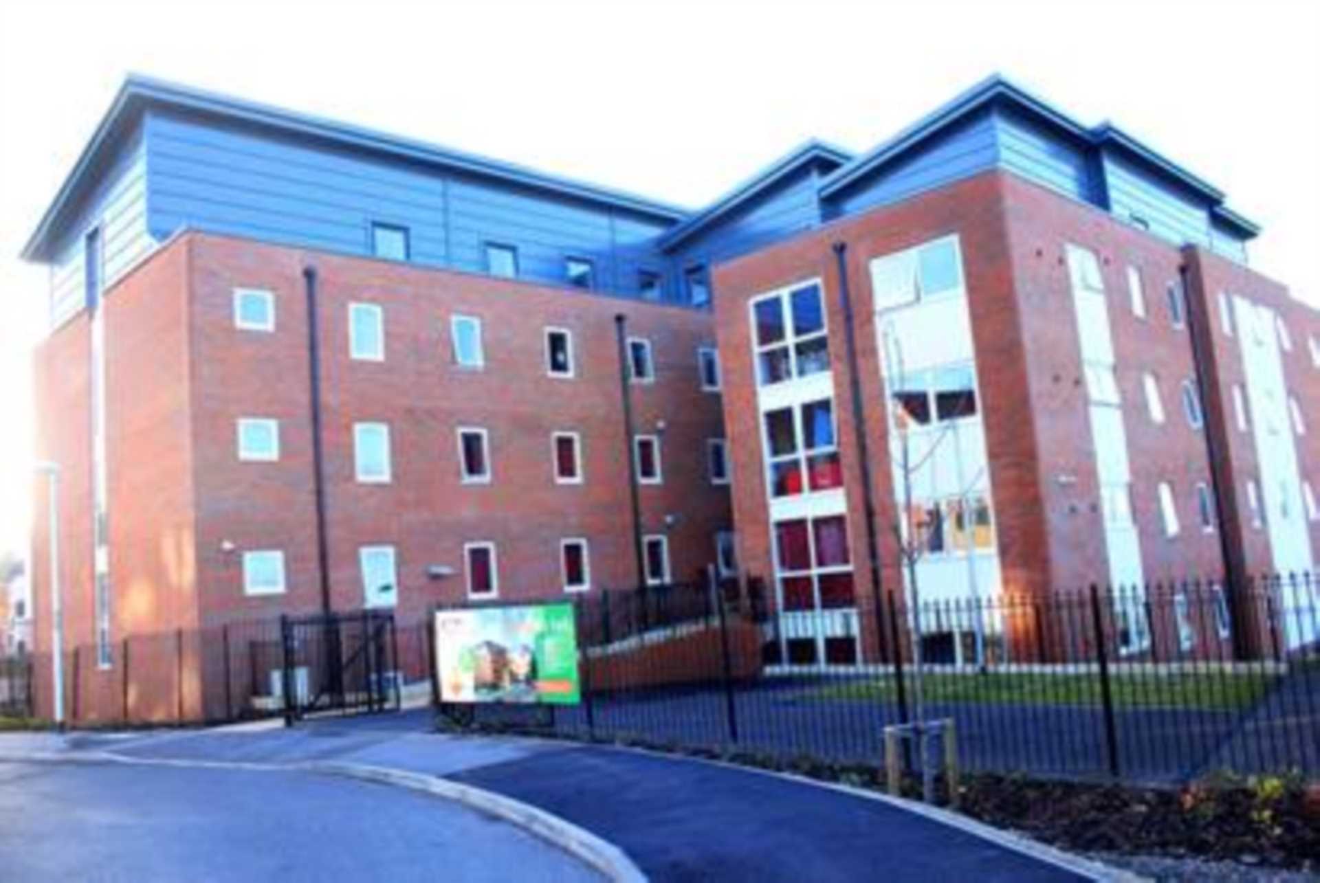 Regis Park Road, Reading, Image 5