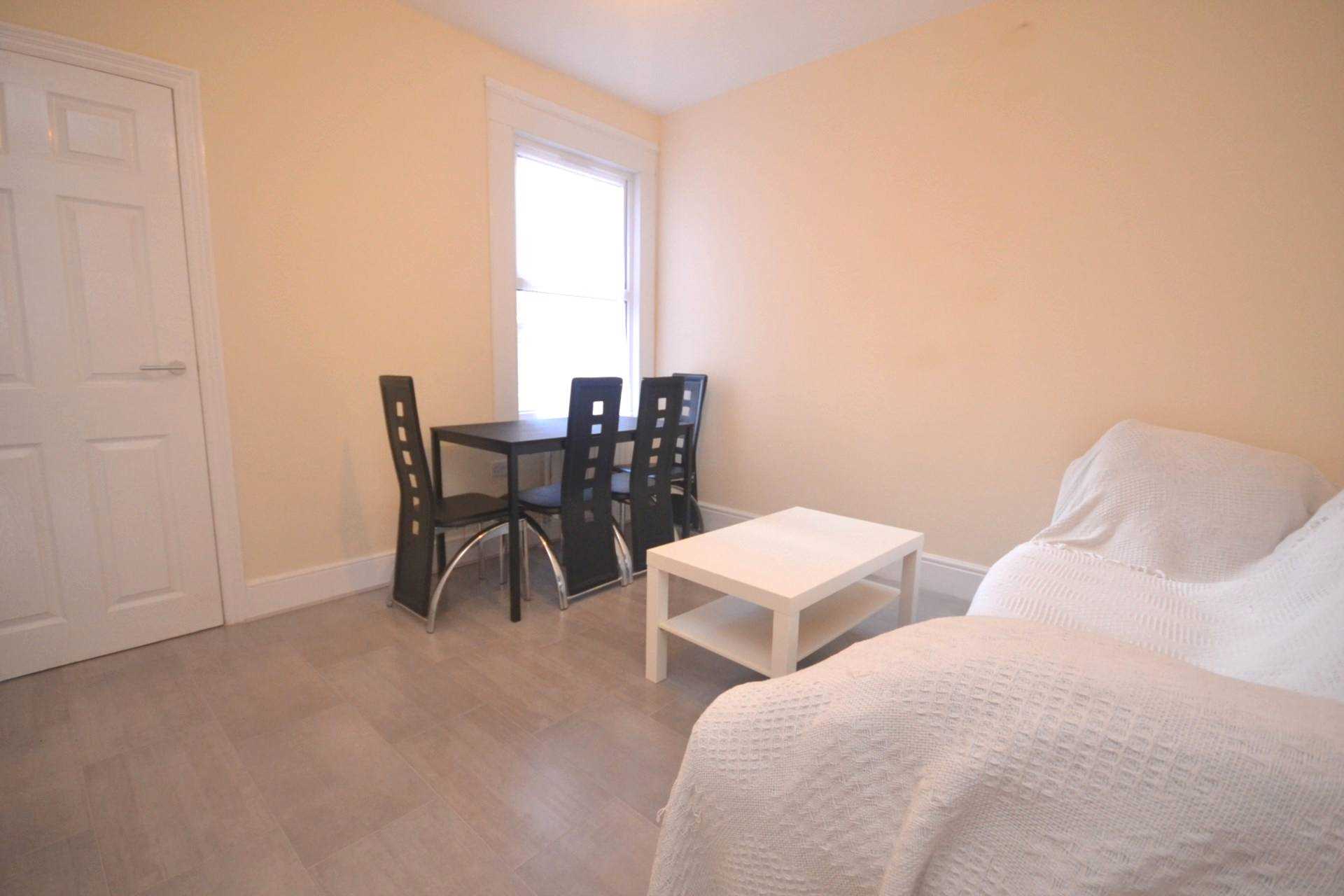 Grange Avenue, Reading, Image 3