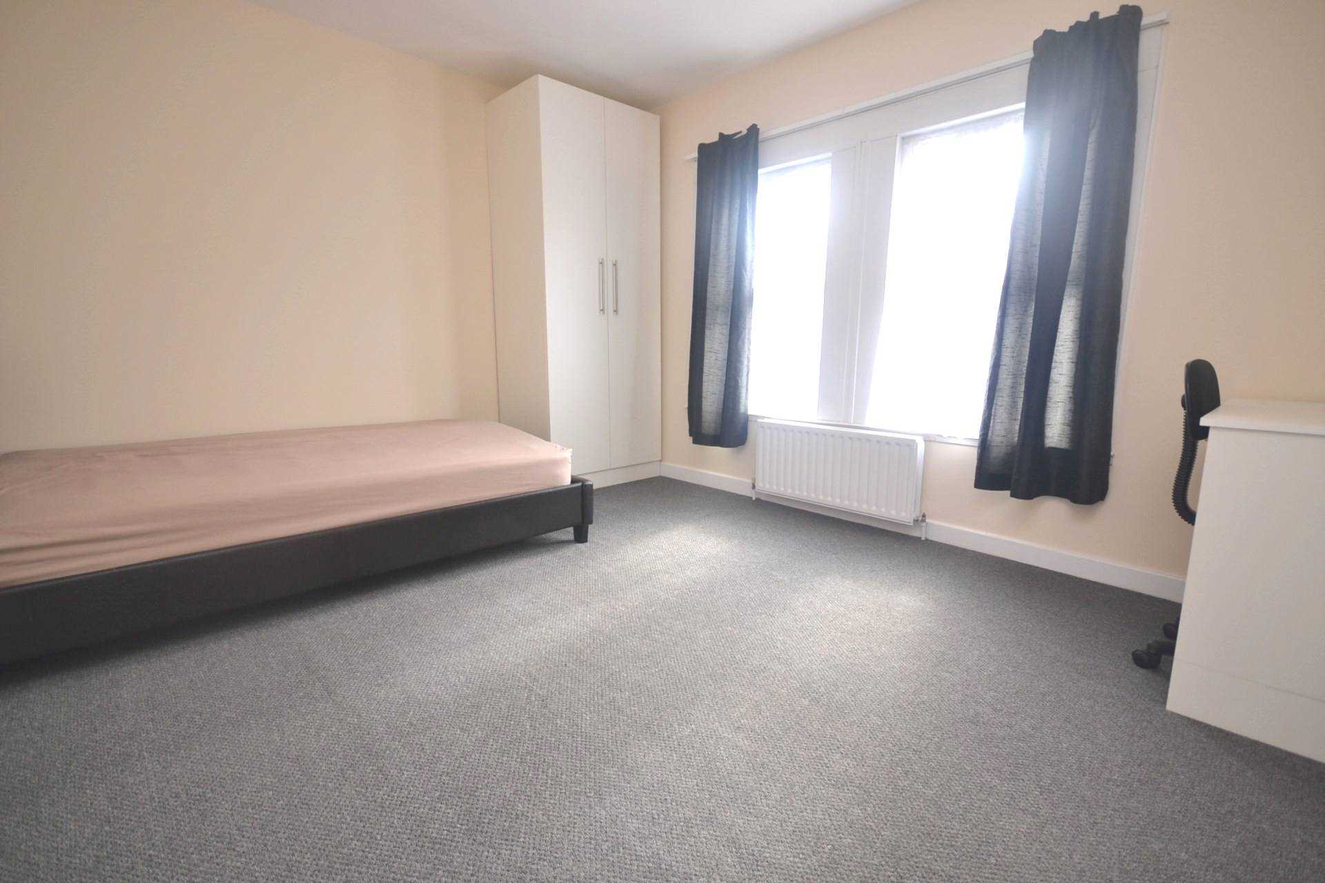 Grange Avenue, Reading, Image 8