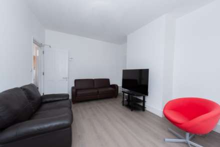 Donnington Road, Reading, Image 4