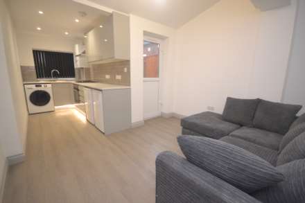 Foxhill Road, Reading, Image 1
