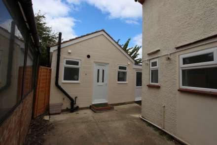 1 Bedroom Flat, Sycamore Road, University Area, Reading