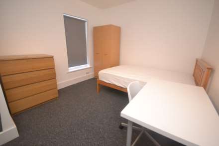 Crescent Road, Reading, Image 7