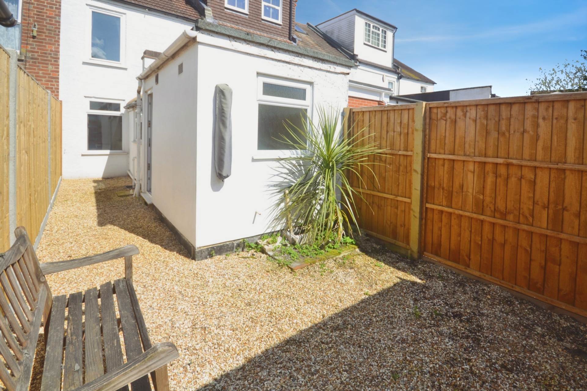 Tuns Hill Cottages, Reading, Image 10