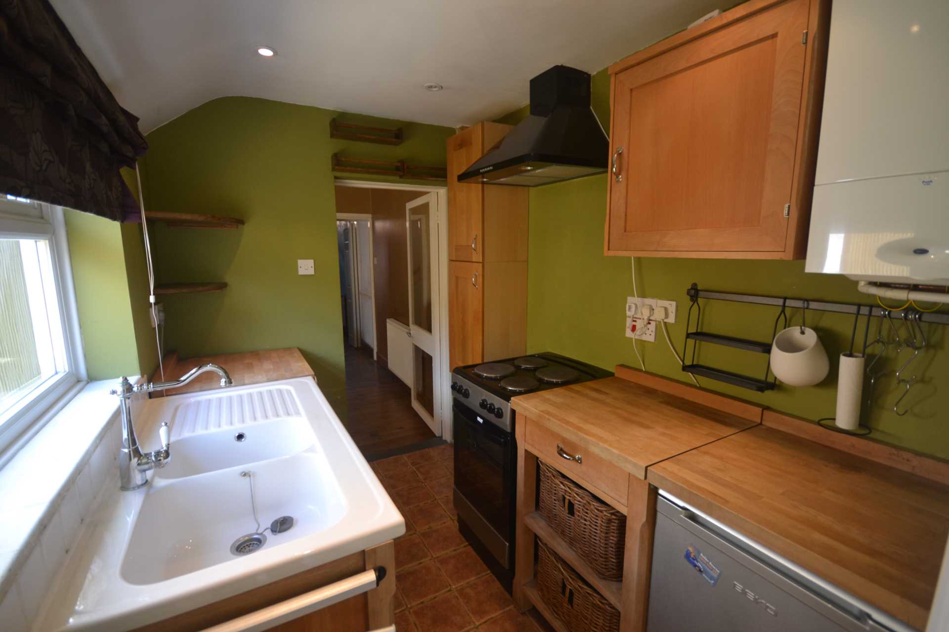 Tuns Hill Cottages, Reading, Image 4