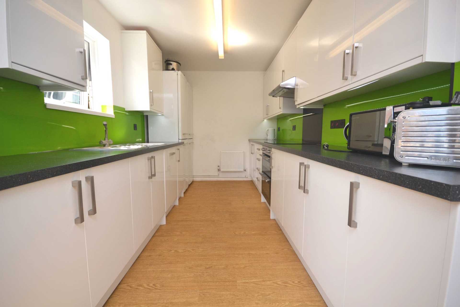 Allcroft Road, Reading, Image 2