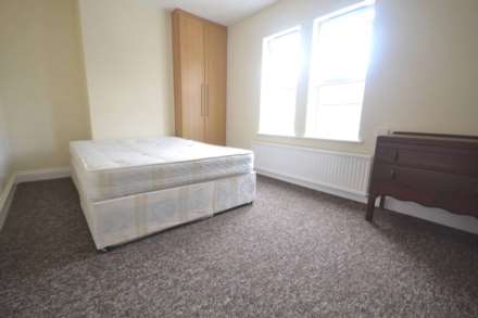 Wykeham Road, Uni Area, Image 5