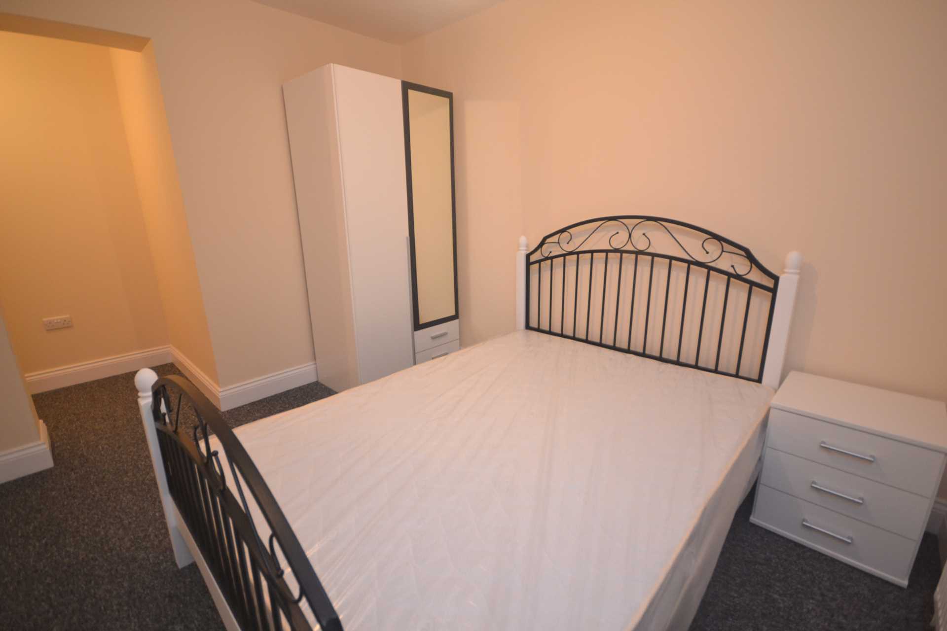 Christchurch Road, Reading, Image 12