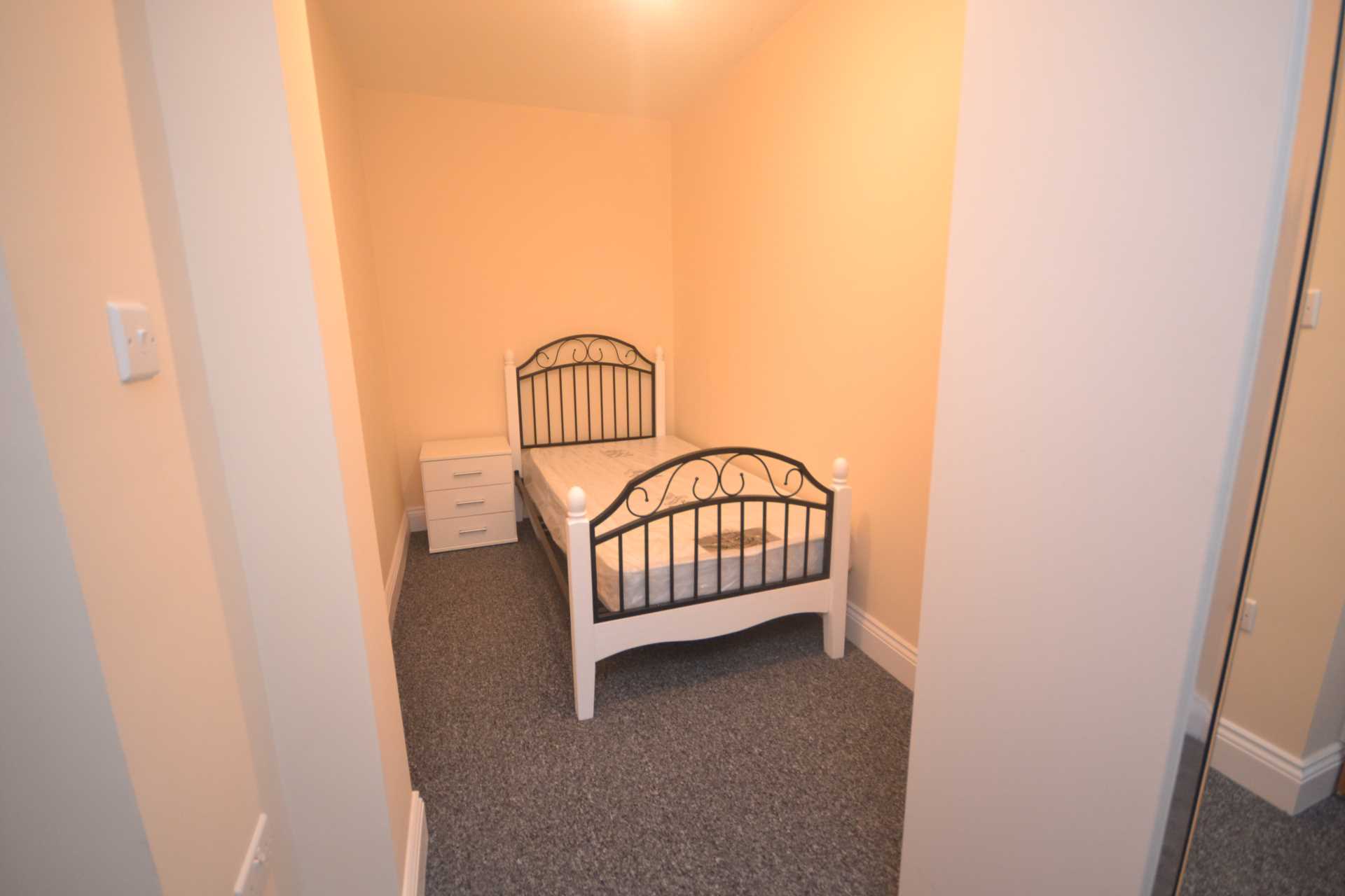 Christchurch Road, Reading, Image 12