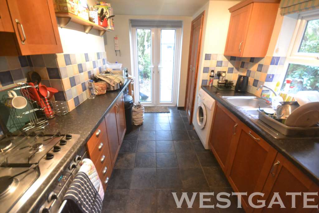 Blenheim Road, Reading, Image 1