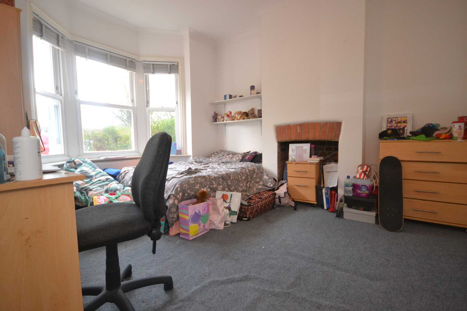 London Road, Reading, Image 12