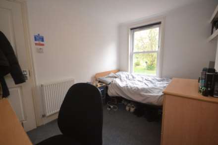 London Road, Reading, Image 10