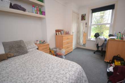 London Road, Reading, Image 8