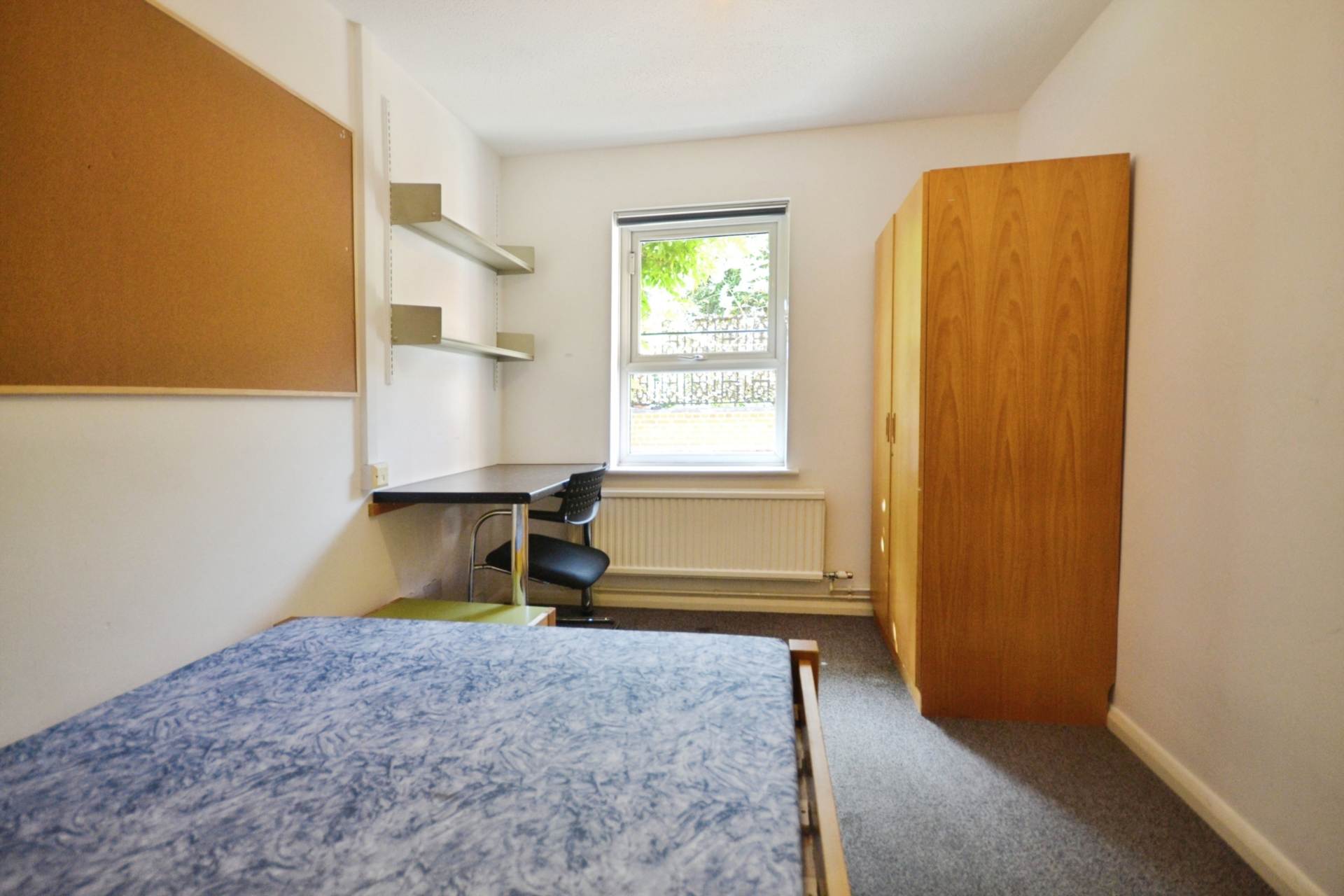 Allcroft Road, Reading, Image 4