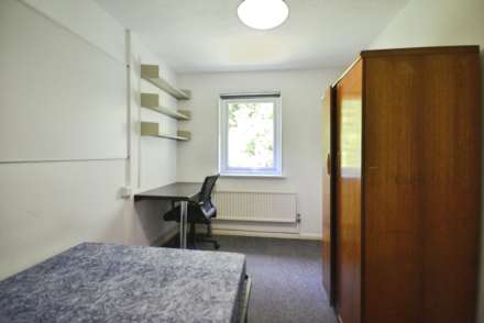 Allcroft Road, Reading, Image 9