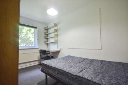 Allcroft Road, Reading, Image 11