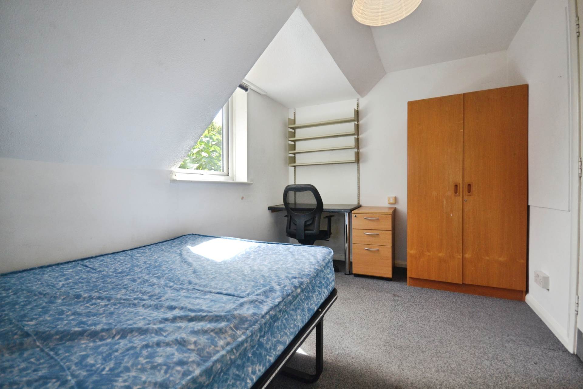 Allcroft Road, Reading, Image 10