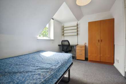 Allcroft Road, Reading, Image 10