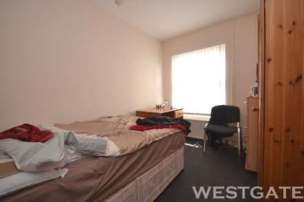 Wokingham Road, Reading, Image 4