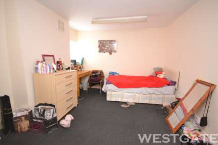 Wokingham Road, Reading, Image 6