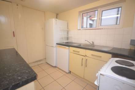 Blenheim Road, Reading, Image 1
